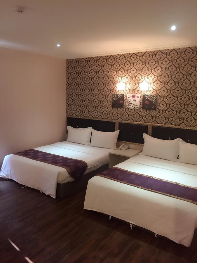 Jungle City Motel Chiayi City Exterior photo
